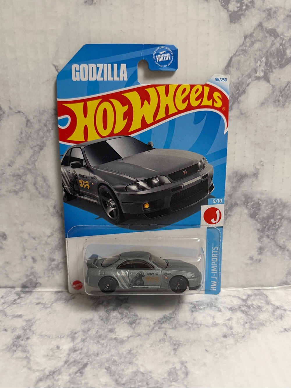 Hot Wheels Godzilla Nissan Skyline GT-R toy car new 1/64 Japanese imports series